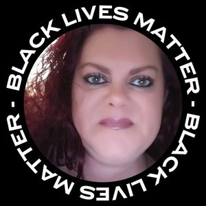 Meet your Posher, Chrissy